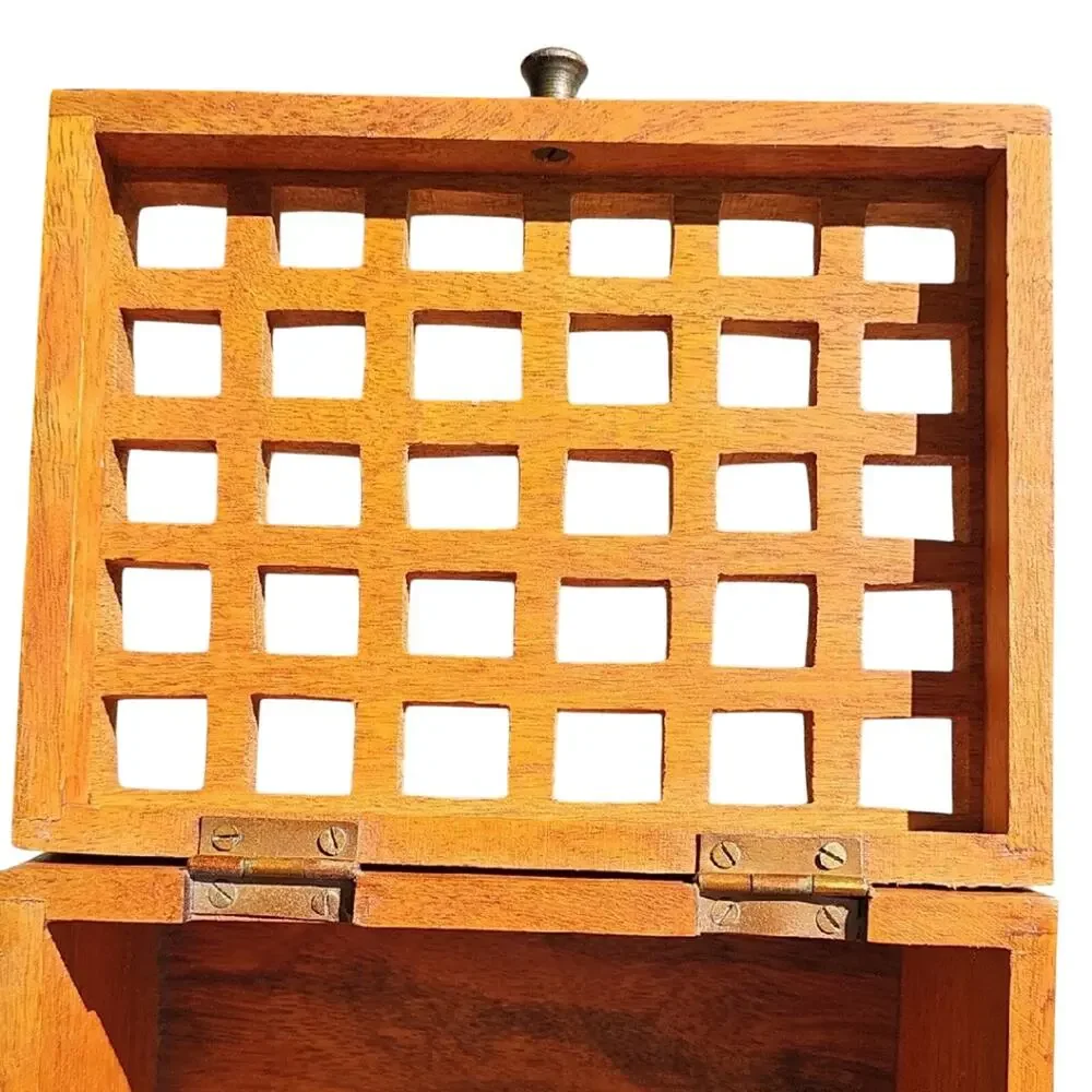 Handcrafted in India Wooden Box with Leaf Motif Open Weave Lattice Design on Lid